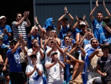 Μελβούρνη: Πανηγύριζαν για τη νίκη του Σ. Τσιτσιπά και φώναζαν συνθήματα για τη Μακεδονία (βίντεο)
